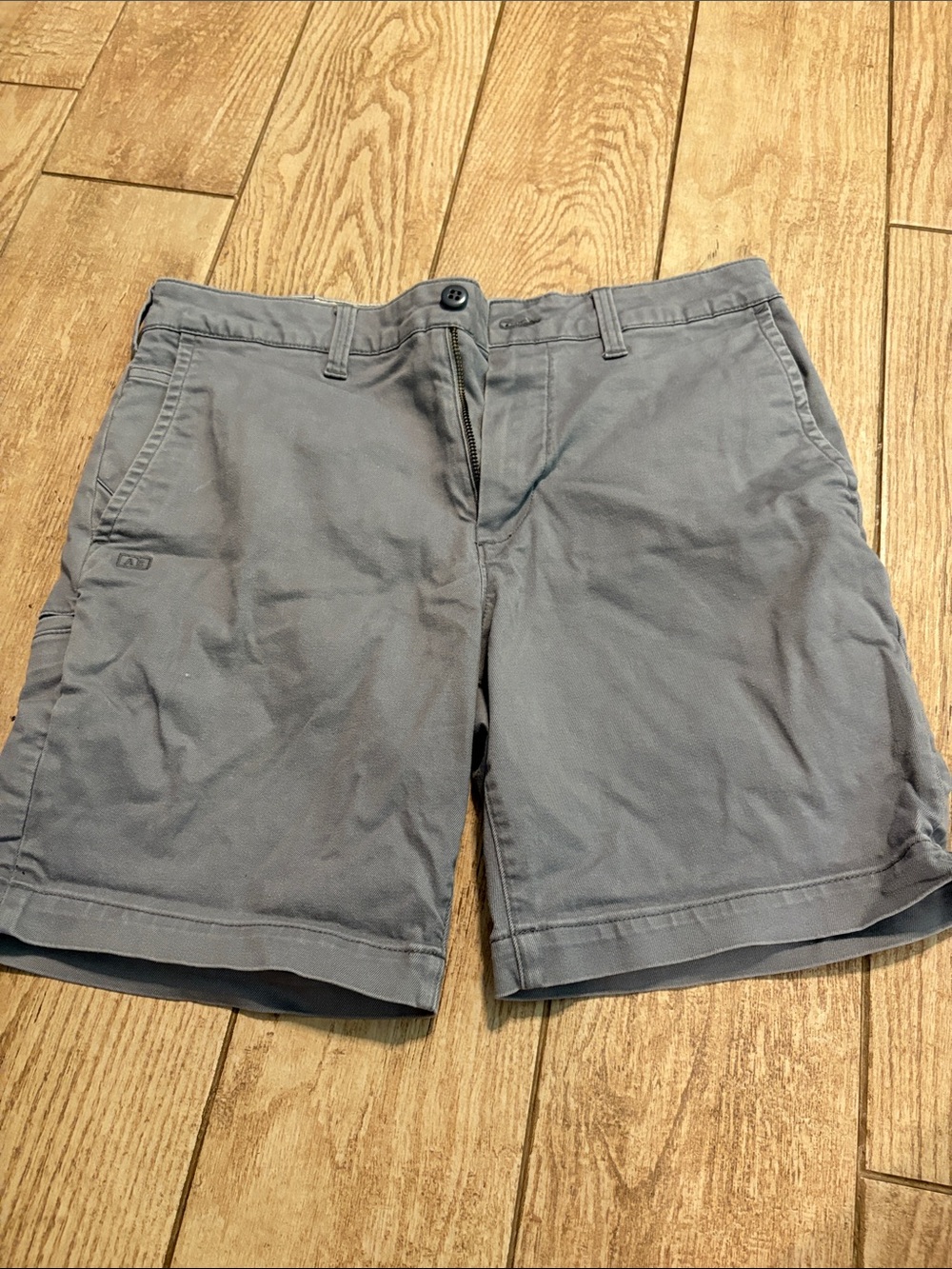 Men's Flat Front Gray Shorts - Classic Everyday Style